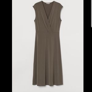 H&M Jersey dress dark taupe NWT M